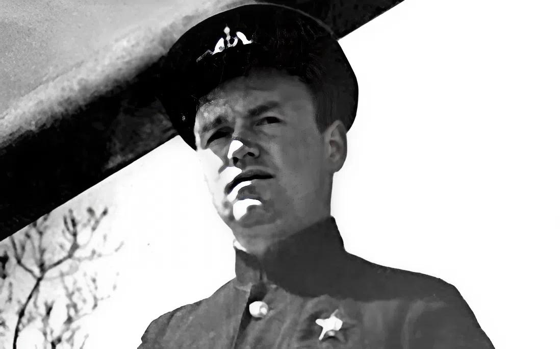 Громить врага, не щадя жизни. Алексей Матюхин