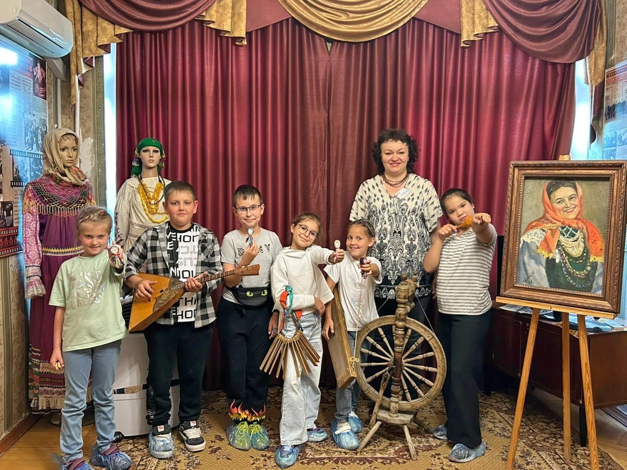 Творческая программа «Нитки, ленты, бусы»